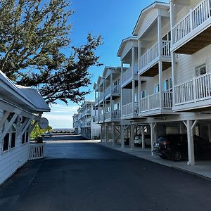 River Hotel Of Southport